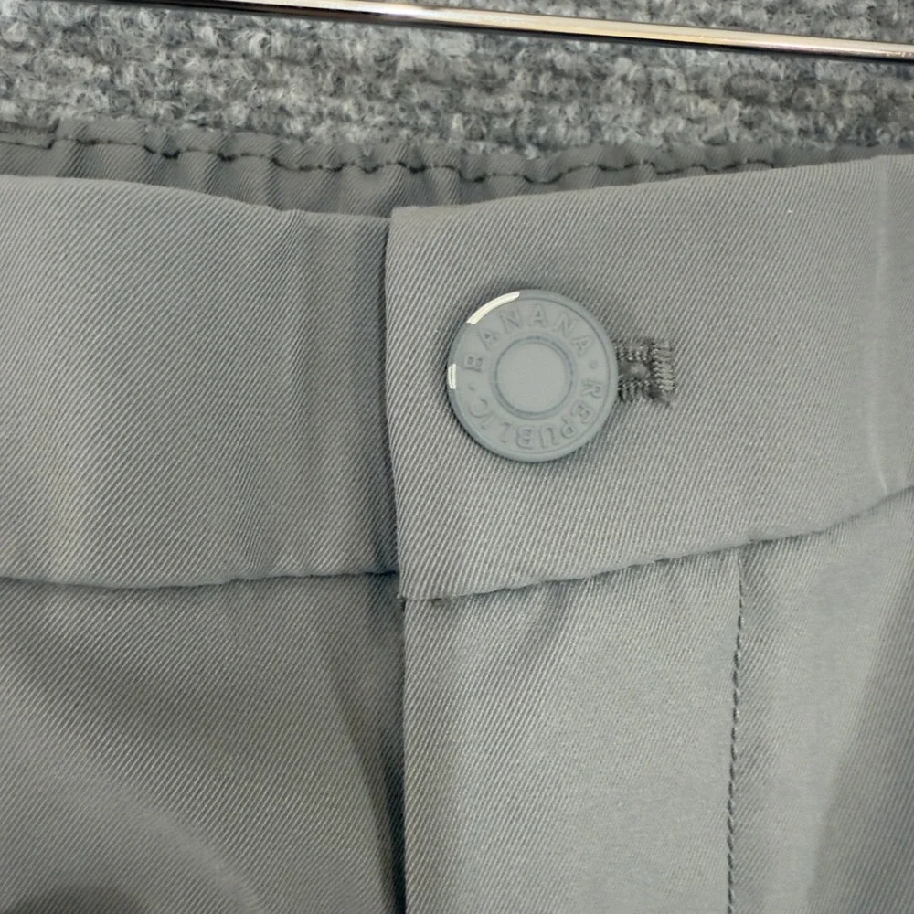 Banana Republic Performance Commuter Pants Trousers Grey Size 34x30